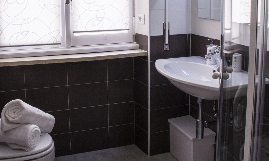 Bed and Breakfast Domus Raffaello Rom Exterior foto